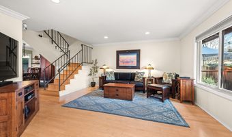 27506 Rondell St, Agoura Hills, CA 91301