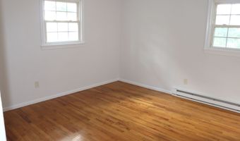 280 E Main St APT A2, Clinton, CT 06413