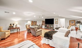 9 Bajala Dr E, Beaufort, SC 29907