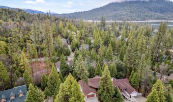 53930 Creekside Ln, Bass Lake, CA 93604