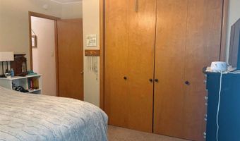 331 S 4th St, Akron, IA 51001
