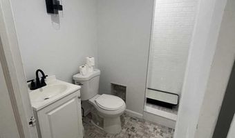 193 Hickory Ave, Bergenfield, NJ 07621