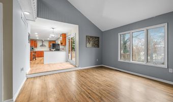 305 S RED LION Ter, Bear, DE 19701