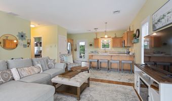 25 Adams Ln, Arundel, ME 04046