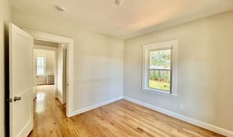 21 Upcrest Rd SF, Boston, MA 02135