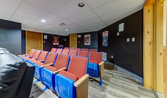 9 University Pl, Amsterdam, NY 12010