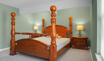 274 Rae Ln, Bonneau, SC 29431