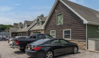 130 Lake Iliff Rd, Andover, NJ 07860