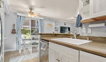 480 Kenolio Rd 7-102, Kihei, HI 96753