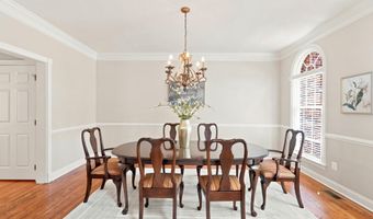 19704 STANFORD HALL Pl, Ashburn, VA 20147