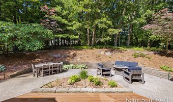1800 Sterling Oaks Blvd SE, Ada, MI 49301