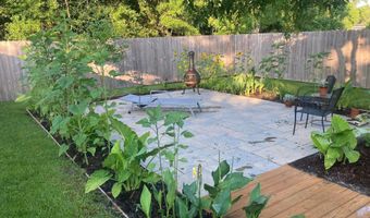 534 Saint John St, Bay St. Louis, MS 39520