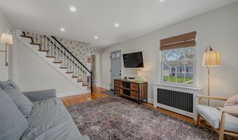28 Mill Creek Rd, Branford, CT 06405