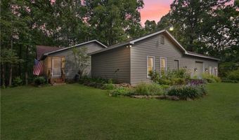 585 Lee Dr, Acworth, GA 30102