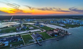 42 La Buena Vida Dr, Aransas Pass, TX 78336