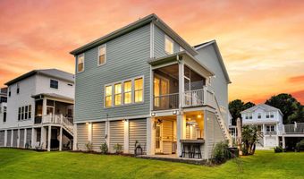 1068 Capersview Ct, Awendaw, SC 29429