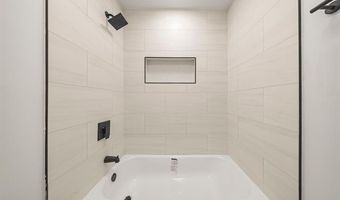 3592 GREAT FALLS Cir, Ann Arbor, MI 48108