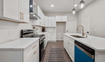 130 E Railroad Ave, Alto, GA 30510