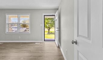 4 CARRIAGE Rd, Anniston, AL 36206