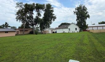 84 Hardy St, Akron, IA 51001
