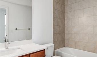 2769 Ashcombe Dr, Ann Arbor, MI 48105