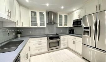 9721 E Bay Harbor Dr 4D, Bay Harbor Islands, FL 33154