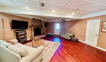 23 Apalachee St, Apalachicola, FL 32320