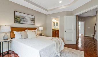 4531 WESTHALL Dr NW, Washington, DC 20007