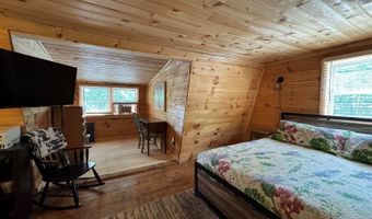 12 Beech Ridge Dr, Abbot, ME 04406