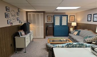 4631 Diane Dr, Ashtabula, OH 44004