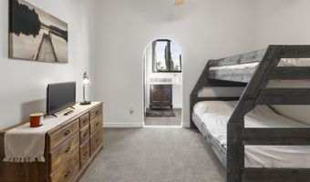 7823 E CELESTIAL St, Carefree, AZ 85377