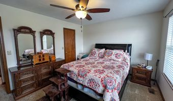 346 Northside Dr, Batesville, IN 47006