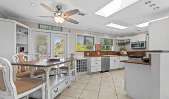 310 MAGNOLIA St, Atlantic Beach, FL 32233