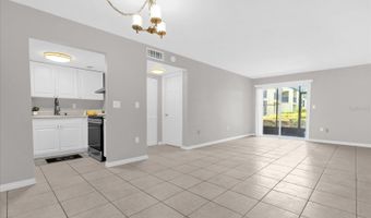 942 LAKE DESTINY Rd B, Altamonte Springs, FL 32714