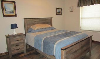 1401 W Bowman Dr, Artesia, NM 88210