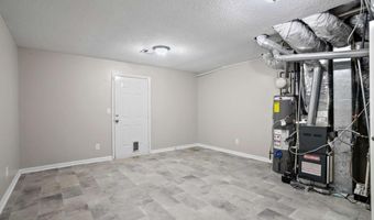 1027 Regency Dr, Acworth, GA 30102