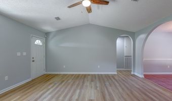 214 Riverchase Dr, Bainbridge, GA 39819