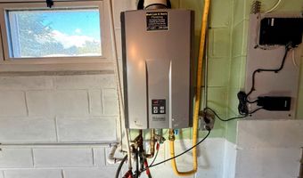 38 Grounds Pl, Albany, NY 12205