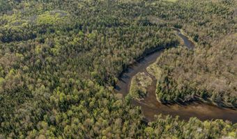 1 Judges Point Rd, Abbot, ME 04406