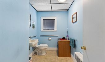 2 Bangor St, Augusta, ME 04330