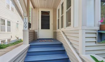 109 N 5th St, Madison, WI 53704