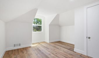 1055 S Wright Rd, Santa Rosa, CA 95407