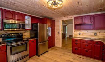 60 Brookside Ave, Albany, NH 03818