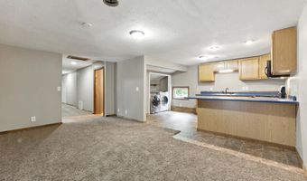714 Hazel St, Auburn, IN 46706
