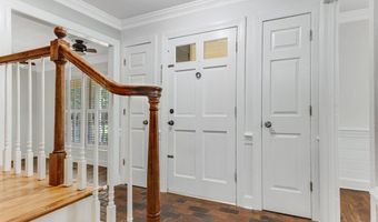 2420 E Alberson Dr, Albany, GA 31721