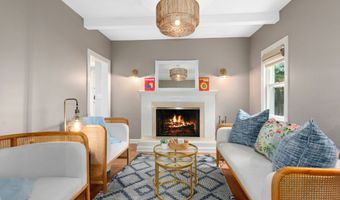 139 Holmes Ave, Darien, CT 06820