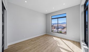 3456 Sunglow Dr, Bullhead City, AZ 86429