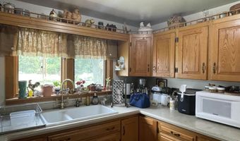 4658 N Croswell Rd, Alma, MI 48801