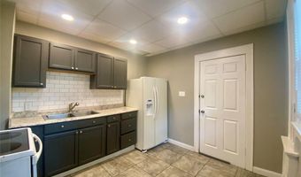 418 Crestwood Ave 2, Akron, OH 44302
