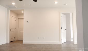 1907 Oregon Ln, Caldwell, ID 83605